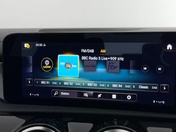 Mercedes-Benz CLA 1.3 CLA180 AMG Line Coupe 7G-DCT Euro 6 (s/s) 4dr