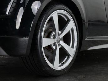 Audi TT 2.0 TFSI 40 S line S Tronic Euro 6 (s/s) 3dr