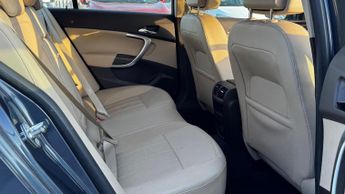 Vauxhall Insignia 2.0 CDTi Elite Nav Auto Euro 5 5dr