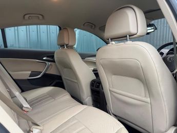 Vauxhall Insignia 2.0 CDTi Elite Nav Auto Euro 5 5dr