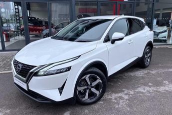 Nissan Qashqai 1.3 DIG-T (160ps) N-Connecta