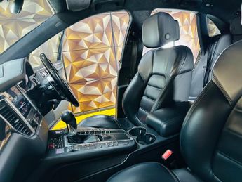 Porsche Macan 3.6T V6 Turbo PDK 4WD Euro 6 (s/s) 5dr