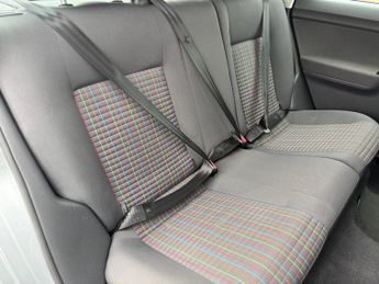 Volkswagen Polo 1.4 S 5dr