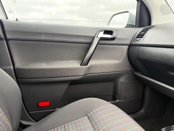 Volkswagen Polo 1.4 S 5dr