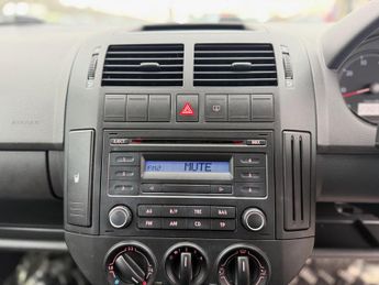 Volkswagen Polo 1.4 S 5dr