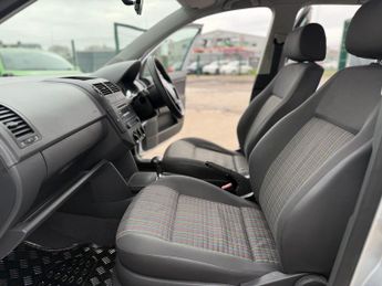 Volkswagen Polo 1.4 S 5dr
