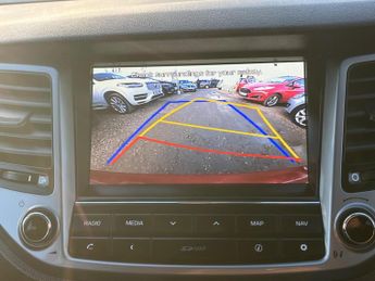 Hyundai TUCSON 2.0 CRDi SE Nav Auto 4WD Euro 6 5dr