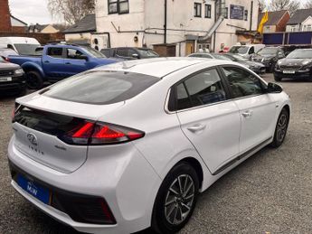 Hyundai IONIQ 38.3kWh Premium Auto 5dr