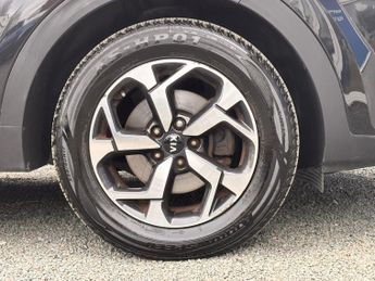 Hyundai IONIQ 38.3kWh Premium Auto 5dr