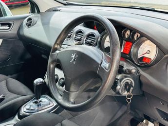 Peugeot 308 1.6 HDi FAP S EGC 5dr