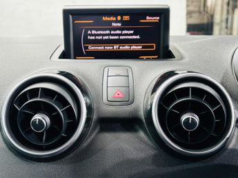 Audi A1 1.4 TFSI S line S Tronic Euro 5 (s/s) 3dr