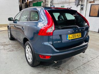 Volvo XC60 2.4 D5 SE Lux Premium Geartronic AWD Euro 4 5dr