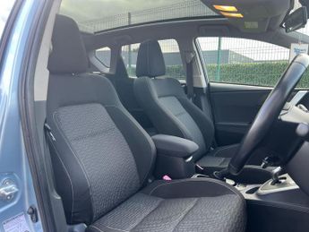 Toyota Auris 1.8 VVT-h Icon Plus CVT Euro 5 (s/s) 5dr