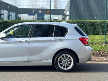 BMW 1 Series 2.0 118d SE Auto Euro 5 (s/s) 5dr
