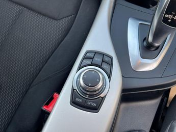 BMW 1 Series 2.0 118d SE Auto Euro 5 (s/s) 5dr