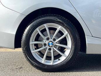 BMW 1 Series 2.0 118d SE Auto Euro 5 (s/s) 5dr