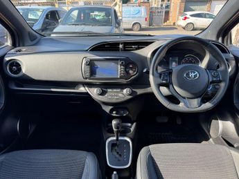 Toyota Yaris 1.5 VVT-h Excel E-CVT Euro 6 (s/s) 5dr (15in Alloy)