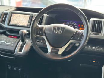 Honda Stepwagon 2.0 Petrol - Automatic (s/s) Spada Z