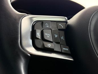 Jaguar E-PACE 2.0 P200 R-Dynamic S Auto AWD Euro 6 (s/s) 5dr