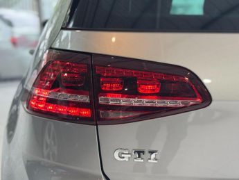 Volkswagen Golf 2.0 TSI BlueMotion Tech GTI Hatchback 5dr Petrol DSG Euro 6 (s/s