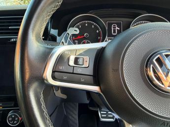 Volkswagen Golf 1.5 TSI EVO R-Line DSG Euro 6 (s/s) 5dr