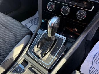 Volkswagen Golf 1.5 TSI EVO R-Line DSG Euro 6 (s/s) 5dr
