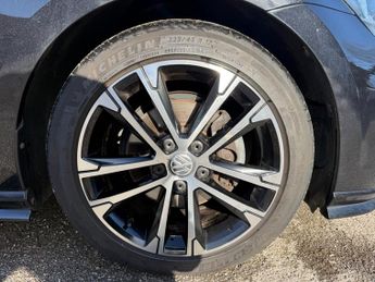 Volkswagen Golf 1.5 TSI EVO R-Line DSG Euro 6 (s/s) 5dr