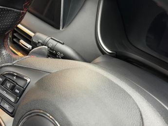 MG MG HS 1.5 T-GDI Exclusive DCT Euro 6 (s/s) 5dr