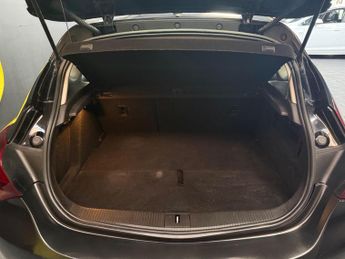 Vauxhall Astra 2.0 CDTi SRi Euro 5 5dr