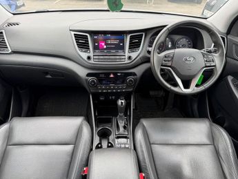 Hyundai TUCSON 1.7 CRDi Blue Drive Premium DCT Euro 6 (s/s) 5dr