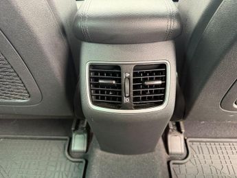 Hyundai TUCSON 1.7 CRDi Blue Drive Premium DCT Euro 6 (s/s) 5dr