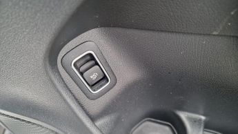 Mercedes-Benz CLA 1.3 CLA180 AMG Line (Premium 2) Coupe 7G-DCT Euro 6 (s/s) 4dr