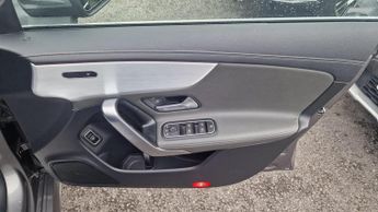 Mercedes-Benz CLA 1.3 CLA180 AMG Line (Premium 2) Coupe 7G-DCT Euro 6 (s/s) 4dr