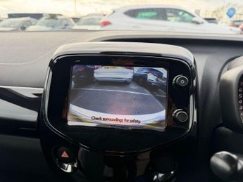 Toyota AYGO 1.0 VVT-i x-clusiv x-shift Euro 5 5dr Euro 5