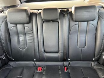 Land Rover Range Rover Evoque 2.2 SD4 Dynamic Auto 4WD Euro 5 5dr