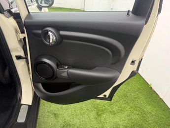 MINI Hatch 1.5 Cooper Euro 6 (s/s) 5dr