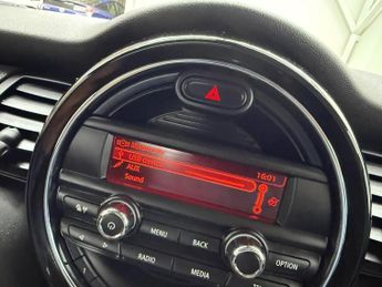 MINI Hatch 1.5 Cooper Euro 6 (s/s) 5dr