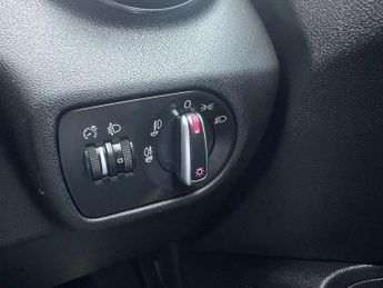 Audi A1 1.6 TDI S line Euro 5 (s/s) 3dr