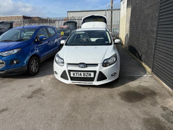 Ford Focus 1.0T EcoBoost Zetec Euro 5 (s/s) 5dr