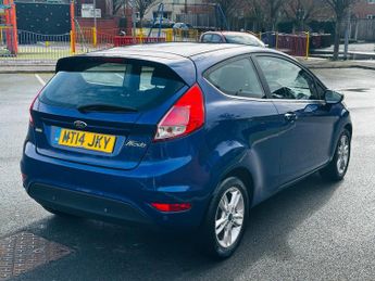 Ford Fiesta 1.0T EcoBoost Zetec Hatchback 3dr Petrol Powershift Euro 5 (100 