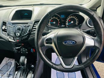 Ford Fiesta 1.0T EcoBoost Zetec Hatchback 3dr Petrol Powershift Euro 5 (100 