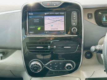 Renault Zoe 22kWh Dynamique Nav Hatchback 5dr Electric Auto (Battery Lease) 