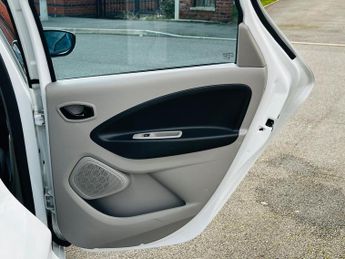 Renault Zoe 22kWh Dynamique Nav Hatchback 5dr Electric Auto (Battery Lease) 