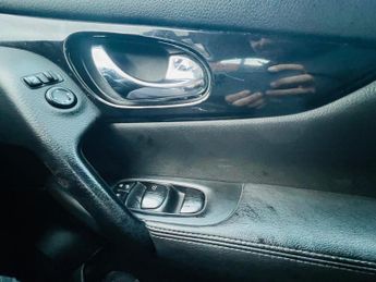 Nissan Qashqai 1.6 dCi Tekna XTRON 2WD Euro 5 (s/s) 5dr