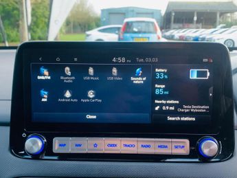 Hyundai KONA 64kWh Premium Auto 5dr (10.5kW Charger)