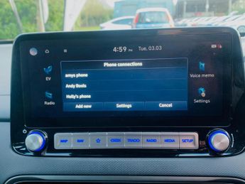 Hyundai KONA 64kWh Premium Auto 5dr (10.5kW Charger)