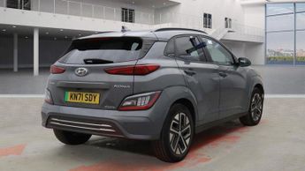 Hyundai KONA 64kWh Premium Auto 5dr (10.5kW Charger)