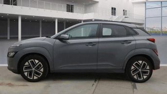 Hyundai KONA 64kWh Premium Auto 5dr (10.5kW Charger)