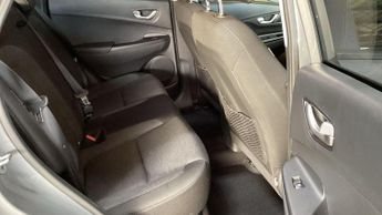 Hyundai KONA 64kWh Premium Auto 5dr (10.5kW Charger)
