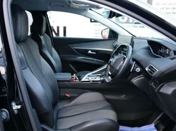 Peugeot 3008 1.6 13.2kWh Allure Premium e-EAT Euro 6 (s/s) 5dr